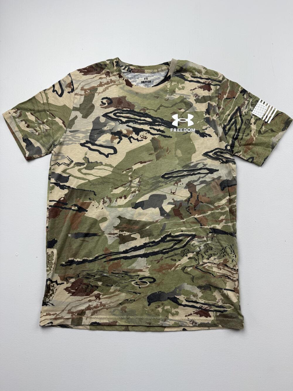 Under Armour Shirt Mens Small Green Freedom Camo USA Flag Graphic Tee Patriotic